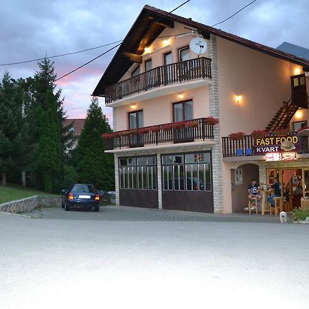 Guesthouse Zalac Слуни Екстериор снимка